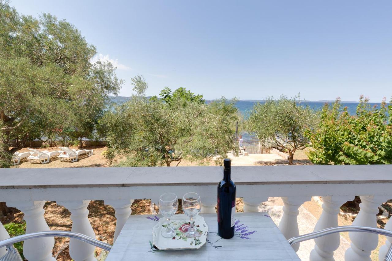 Family Friendly Seaside Apartments Kozino, Zadar - 5756 Petrcane Exterior photo